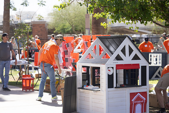 323-HomeDepot-AZVetHome-7140
