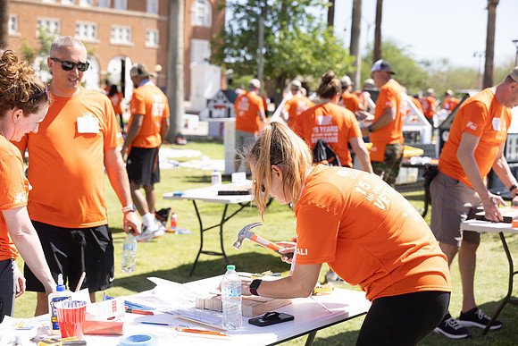 362-HomeDepot-AZVetHome-7191
