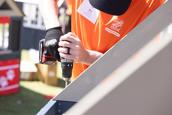 378-HomeDepot-AZVetHome-7218