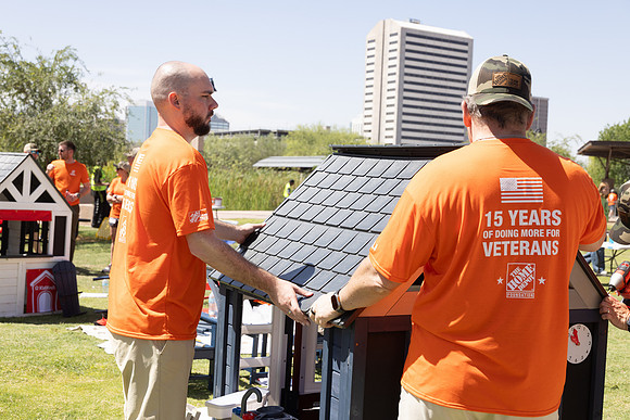 388-HomeDepot-AZVetHome-7229