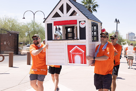 398-HomeDepot-AZVetHome-7243