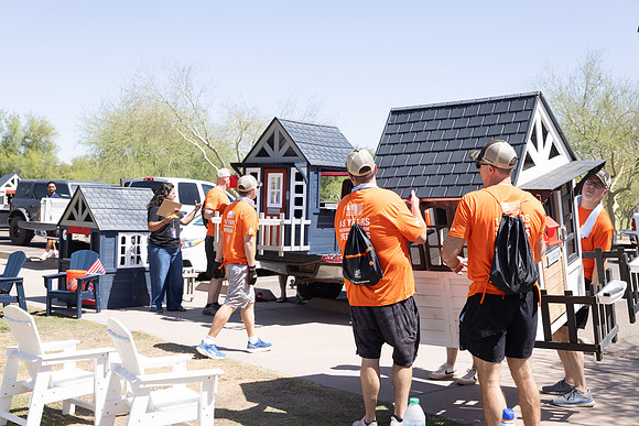 400-HomeDepot-AZVetHome-7245