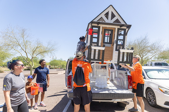 408-HomeDepot-AZVetHome-7256