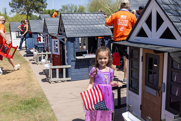 418-HomeDepot-AZVetHome-7273
