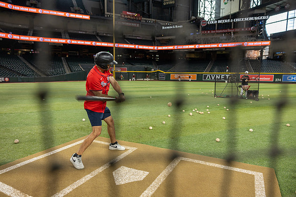 93-HomeDepot-ChaseField-20651
