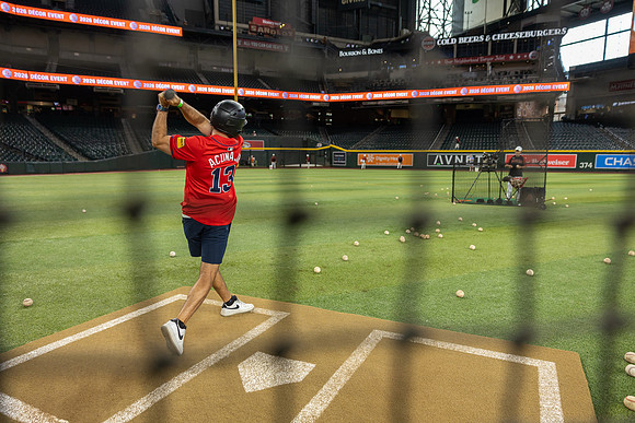 95-HomeDepot-ChaseField-20655