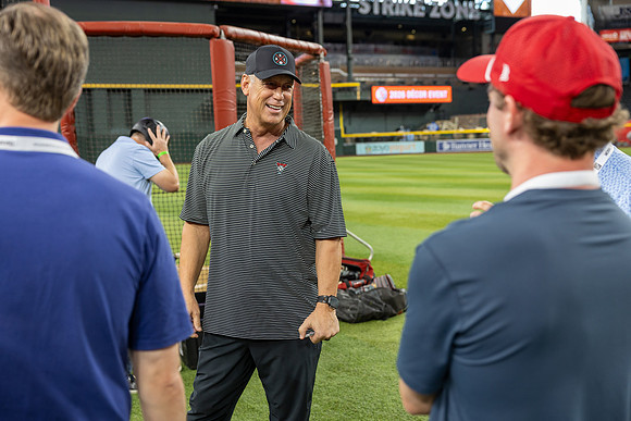 121-HomeDepot-ChaseField-20733