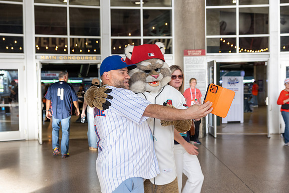 160-HomeDepot-ChaseField-20824