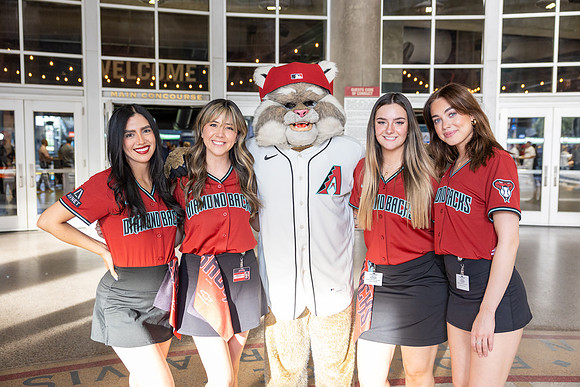 198-HomeDepot-ChaseField-20905