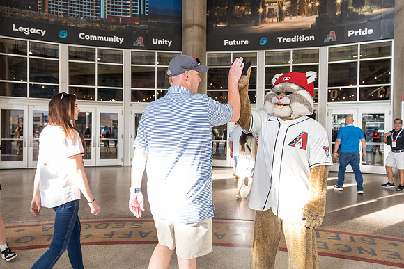 206-HomeDepot-ChaseField-20919