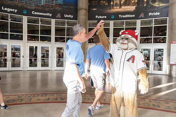 208-HomeDepot-ChaseField-20921