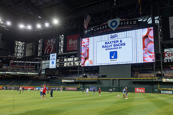 269-HomeDepot-ChaseField-21064