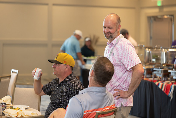 15-HomeDepot-Golf-LunchAwards-8077