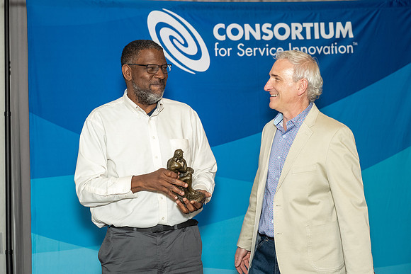 42-ServiceInnovation-74204640