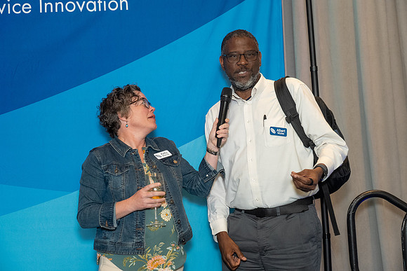 157-ServiceInnovation-74204868