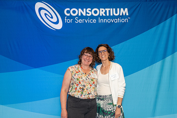 194-ServiceInnovation-74204942