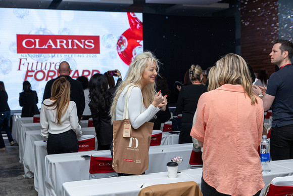 034-Clarins 2026-26242