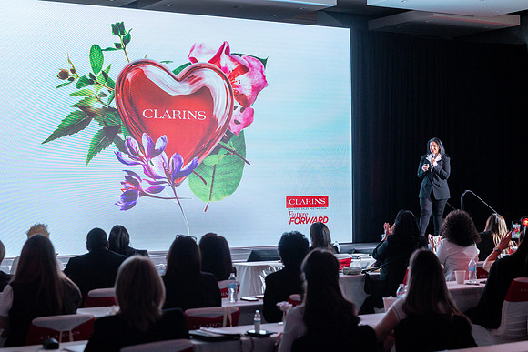 348-Clarins 2026-10897
