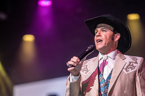 038-country show-205820