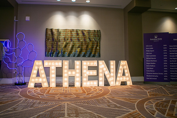 284-Athena-5188