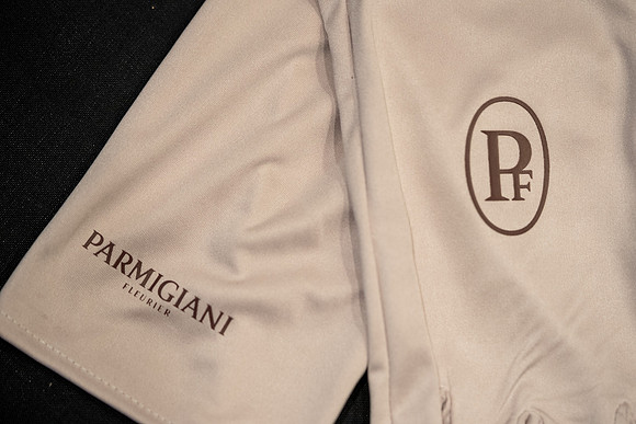 106-Parmigiani-101649