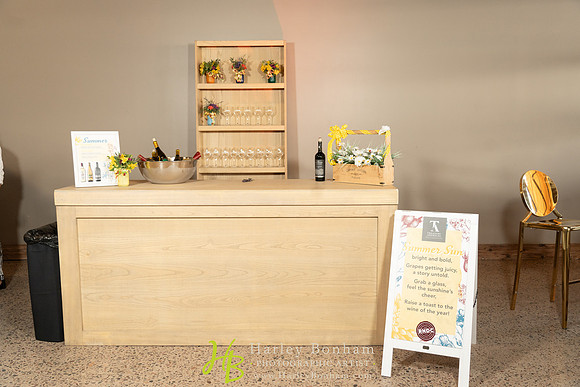 20-WineEvent-vendors-74200368