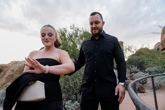 084-Joe and Mandy-74103570