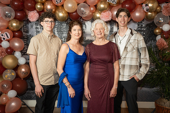 25-Ruth's80th-06266