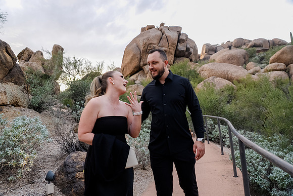 081-Joe and Mandy-74103549