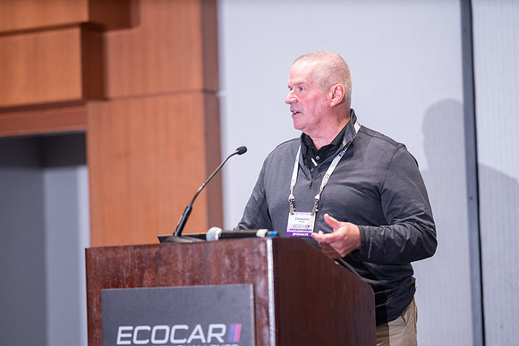 283-EcoCarATL-74107153