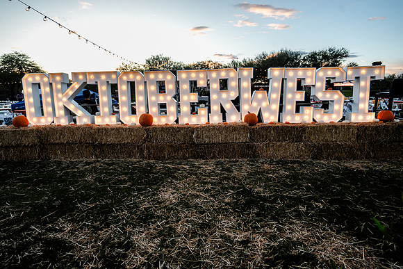 004-OktoberWest2026-74106200
