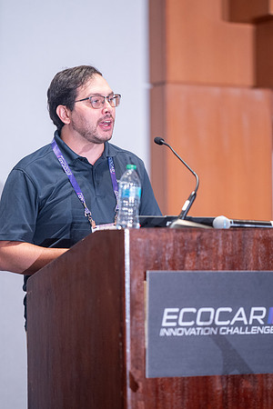 374-EcoCarATL-74107295