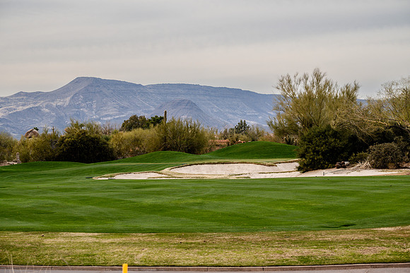 670-Boulders North-74100325