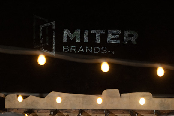 015-Miter-60285