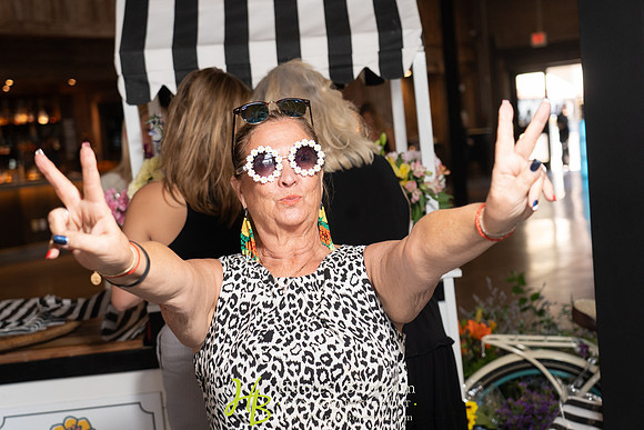 64-WineEvent-vendors-74200474