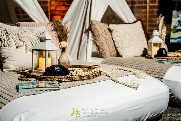021-HarleyBonham.com-74103199