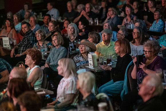 032-country show-205805