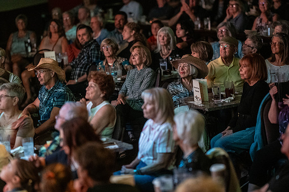 033-country show-205808