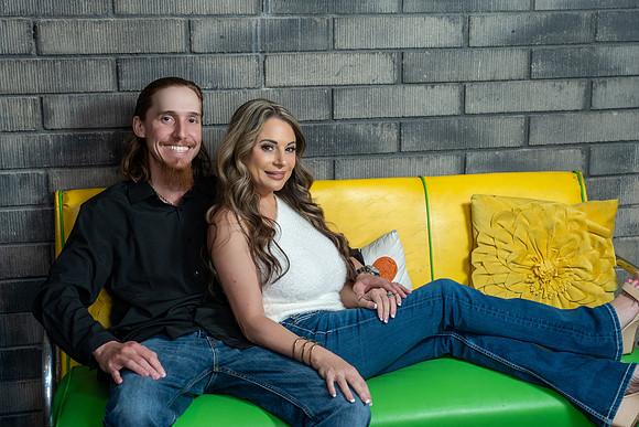 9-Rebecca&Tyler-74200085