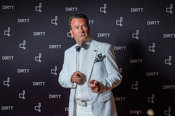 024-DIRTT-0759