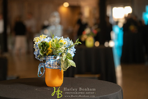 10-WineEvent-vendors-74200353