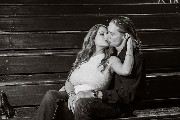29-Rebecca&Tyler-74200178