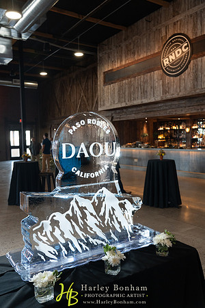 2-WineEvent-vendors-74200342