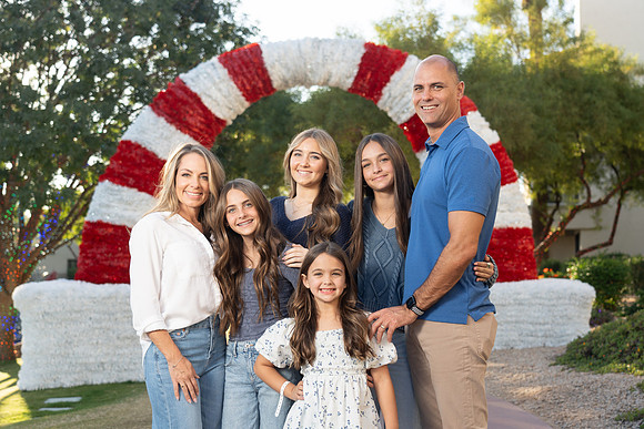 AronsonFamily2024-23-74103751
