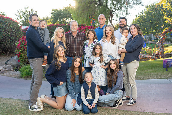 AronsonFamily2024-44-74103825