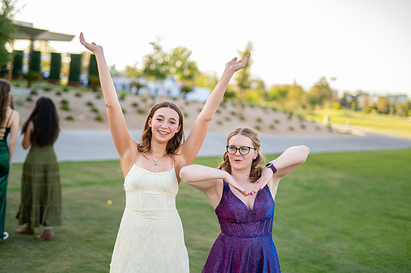 183-Prom-2025-2091