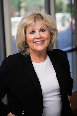 Denise Athey-9299