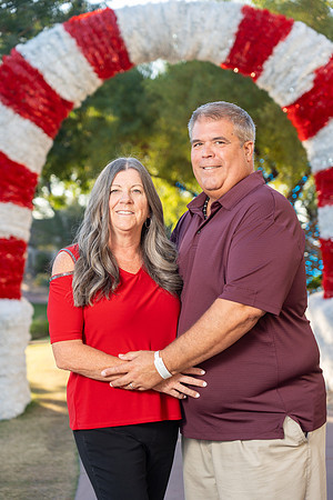 AronsonFamily2024-40-74103813