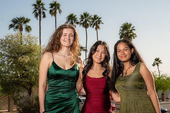25-Prom-2025-6840