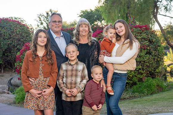AronsonFamily2024-60-74103898
